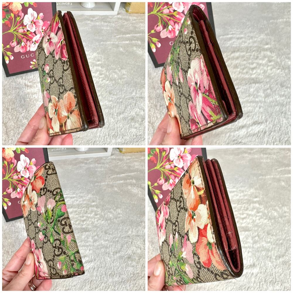 Gucci Flora Compact Wallet, Wristlet clutch GOOD USED! BEAUTIFUL! With chain - Picture 2 of 16